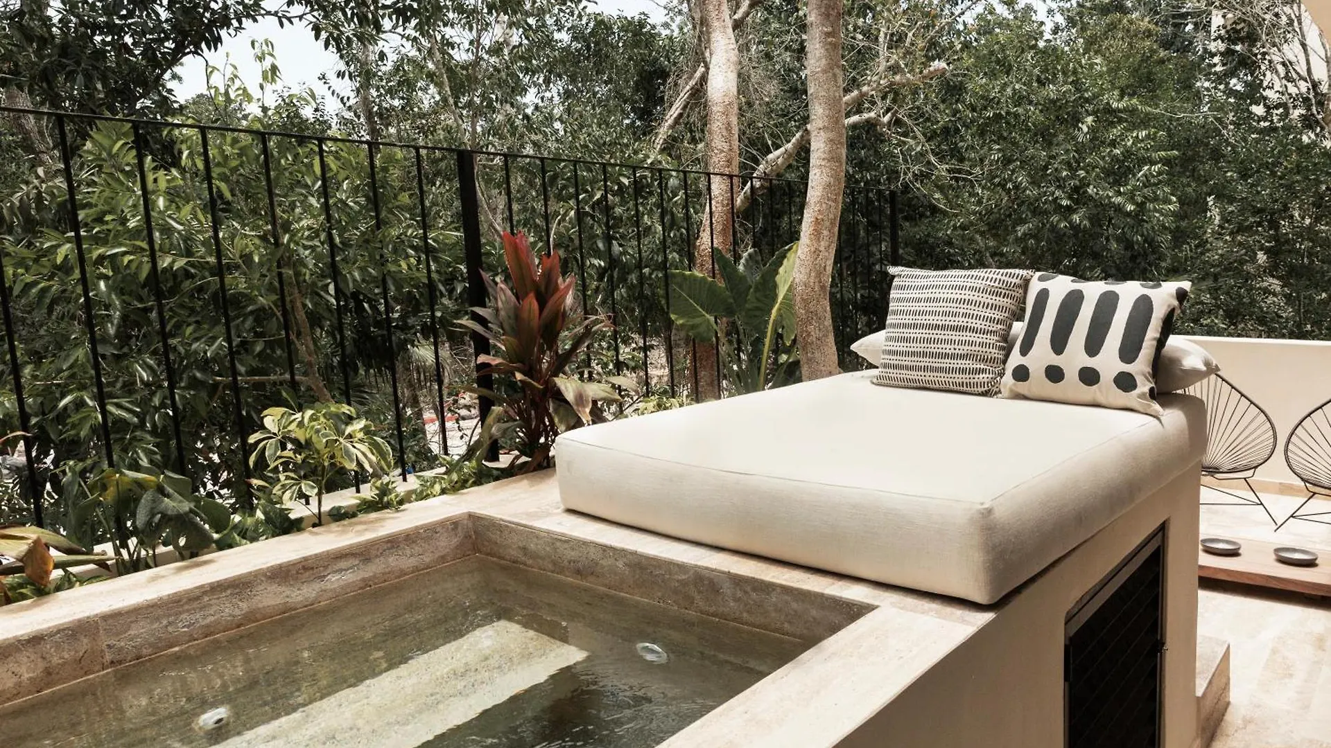 Arba Ii, Tulum Aldea Zama, Condos With Private Plunge Pool Apartment